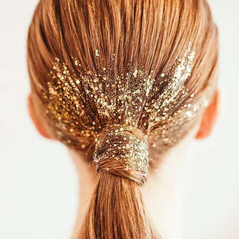 9 Hair Glitter Ideas That Are Perfect for NYE